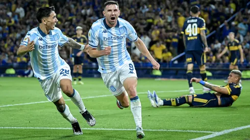 Adrián Martínez festeja su gol en la victoria de Racing por 1-0 ante Boca en la semifinal del Torneo Clausura 2025.