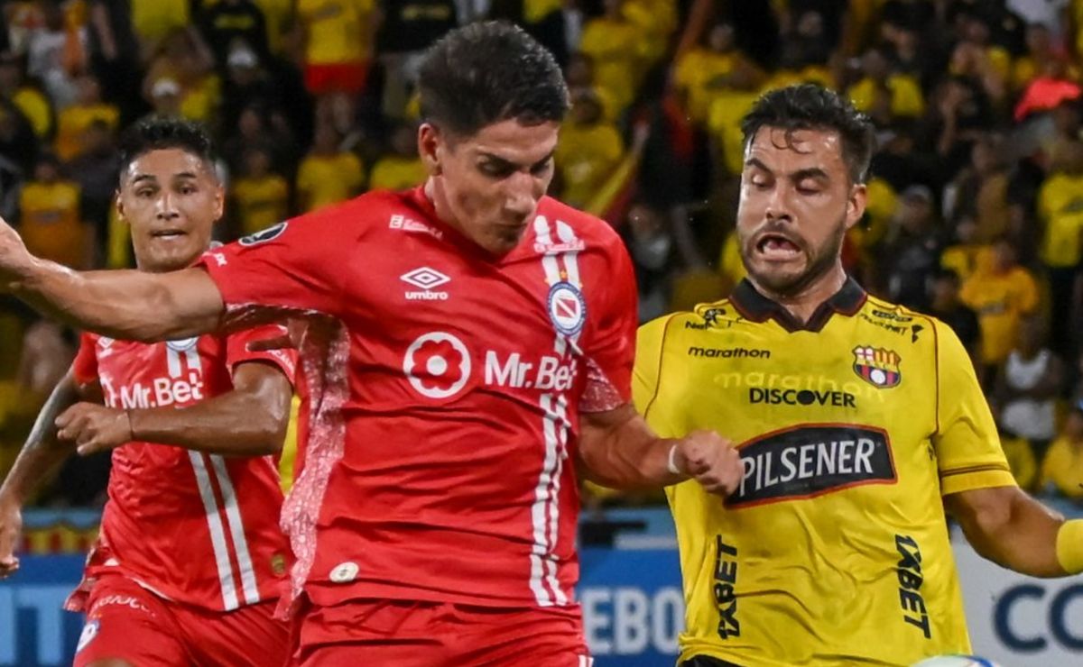 Triunfo de oro: Argentinos venció a Barcelona de Ecuador en la fase previa  de la Copa Libertadores - Bolavip Argentina