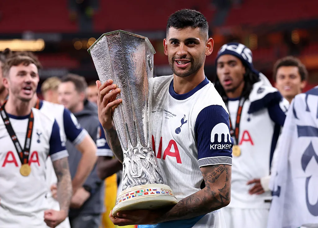 Cuti Romero, clave para el título de Tottenham en la Europa League. (Getty)