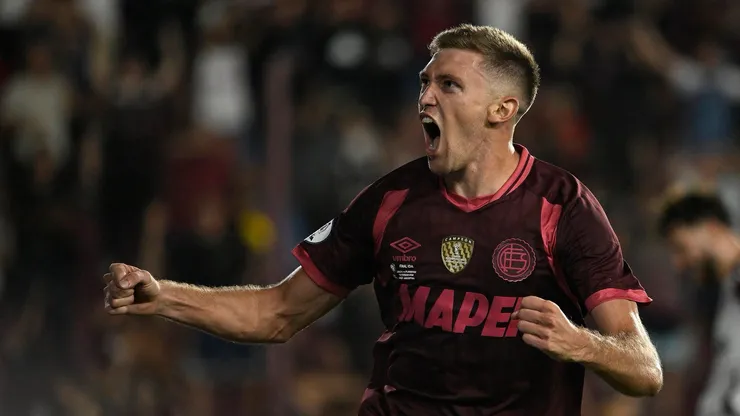Rodrigo Castillo celebra su gol ante Flamengo.