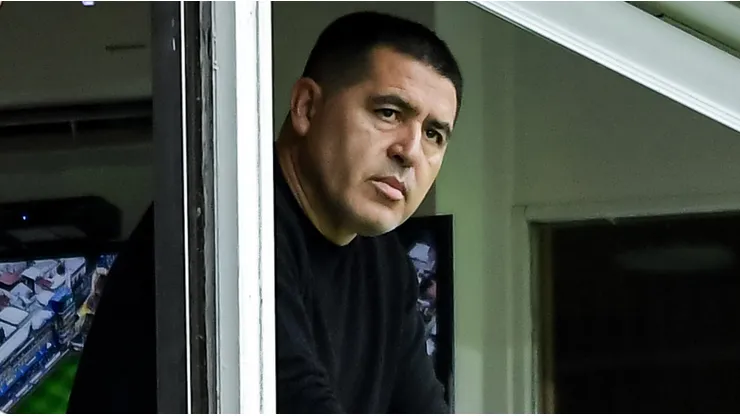 Así reaccionó Riquelme cuando La Bombonera silbó a Cavani