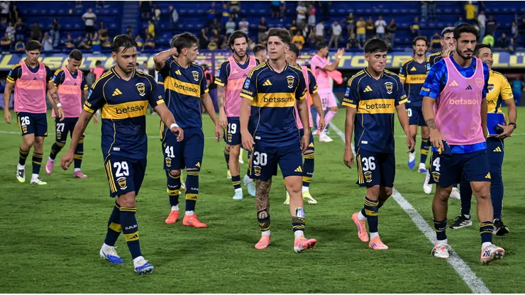Boca hoy: concentración sorpresa, reacción de Riquelme a los silbidos para Cavani, la palabra de Ubeda y más