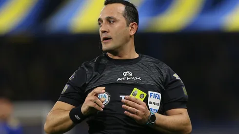 Fernando Espinoza, árbitro argentino.
