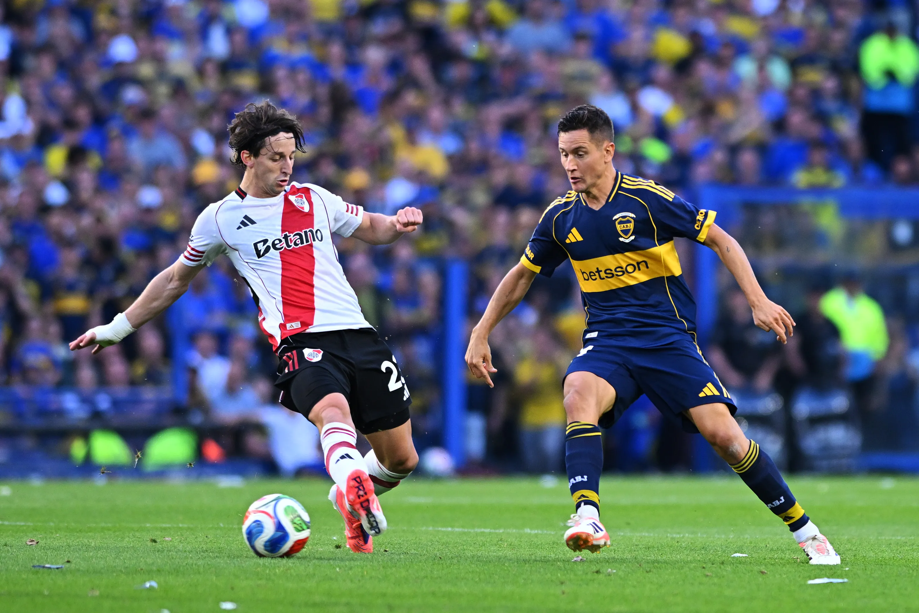 Galarza Fonda ante Boca en el último Superclásico. (Foto: Getty).