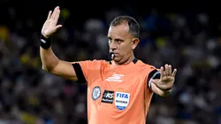 El árbitro para Vélez vs. River.