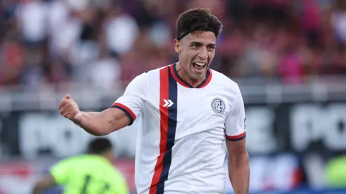 Alexis Cuello festeja su gol en la victoria por 2-0 ante Estudiantes de Río Cuarto por la sexta fecha del Torneo Apertura 2026.