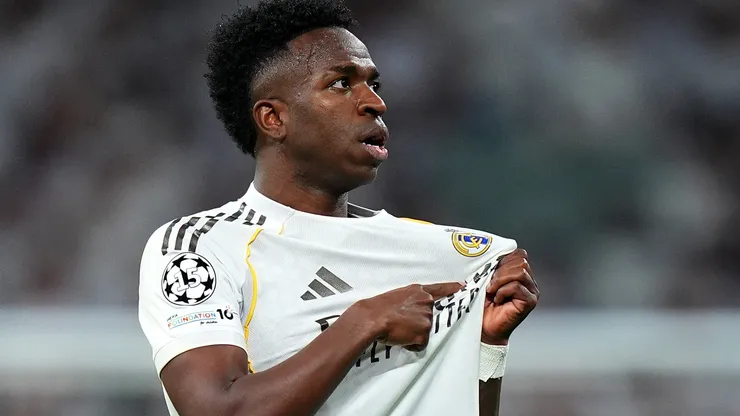 Vinícius Jr. celebra su gol ante Benfica.
