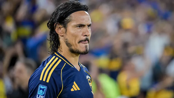 En Inglaterra tildaron el momento de Edinson Cavani en Boca como "deprimente".