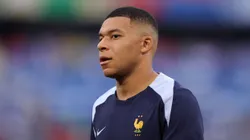La rodilla de Kylian Mbappé preocupa a Francia para el Mundial