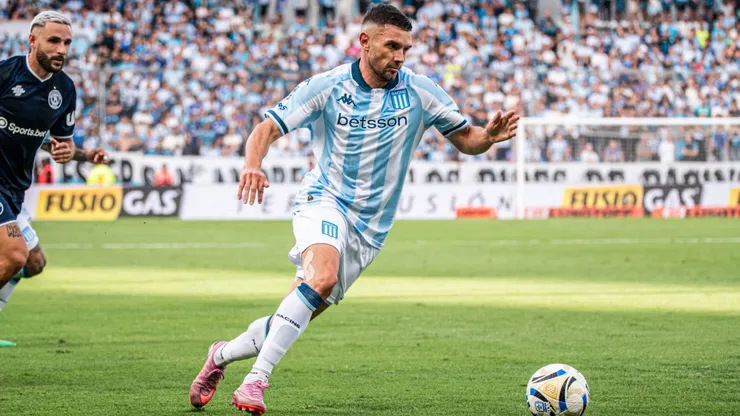 Adrián Maravilla Martínez, en el duelo entre Racing e Independiente Rivadavia.