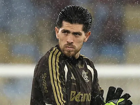 Los hinchas de Flamengo no tuvieron piedad con Agustín Rossi tras la derrota ante Lanús: “Ridículo y burro”