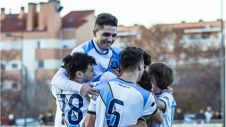 Actualmente, el equipo hace de local en la cancha del Vallecas Fútbol Club.
