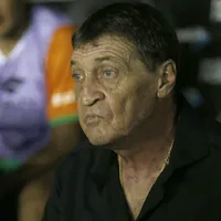 Atlético Tucumán quiere a Julio César Falcioni