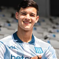 La decisión de Valentín Carboni en Racing tras sufrir una grave lesión en su rodilla