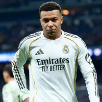 Alarma en Real Madrid: se confirmó la lesión de Kylian Mbappé y sufre de cara a la Champions League