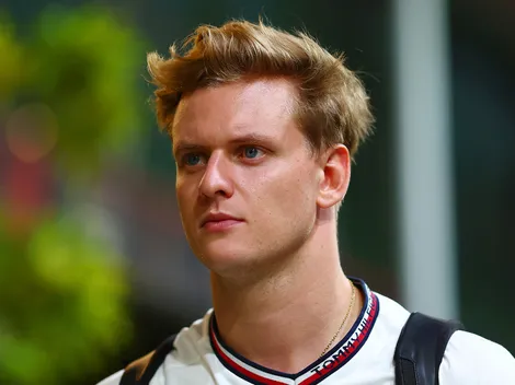 Luchó por un puesto con Colapinto, dejó la Fórmula 1 por IndyCar y ahora chocó en la primera vuelta de su debut