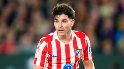 Julián Álvarez durante el partido ante Barcelona por la Copa del Rey.