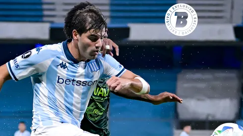 Santiago Sosa durante un partido de Racing.