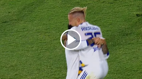 Ascacíbar celebra su gol con Boca ante Lanús.