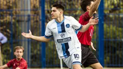 Punchi, uno de los hermanos de Julián Alvarez, en pleno festejo de gol.