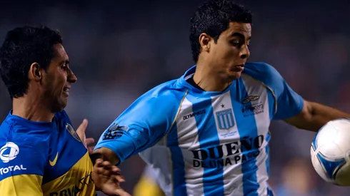 Giovanni Moreno durante su estadía en Racing, enfrentando a Boca.