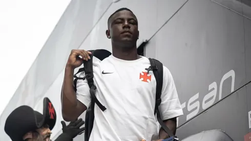 Hinestroza sigue intentando adaptarse al fútbol brasileño con Vasco Da Gama.