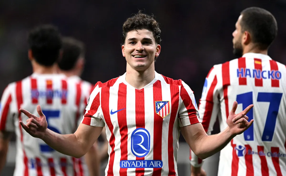 Julián Álvarez fue premiado por UEFA luego de su doblete ante Tottenham en los 8avos de la Champions League