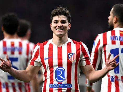 El insólito blooper del arquero de Tottenham que le sirvió en bandeja el gol a Julián Álvarez para la goleada de Atlético de Madrid