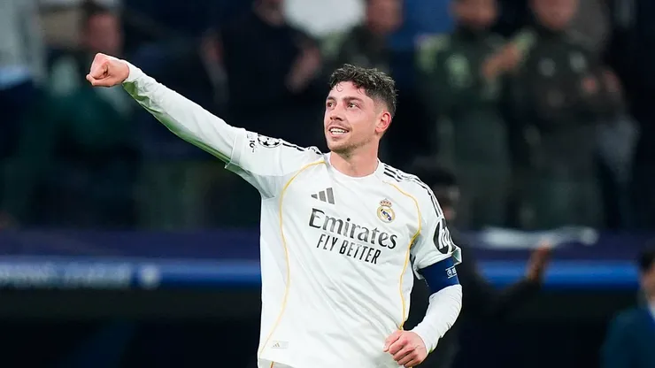 Federico Valverde celebra uno de sus tres goles ante Manchester City.