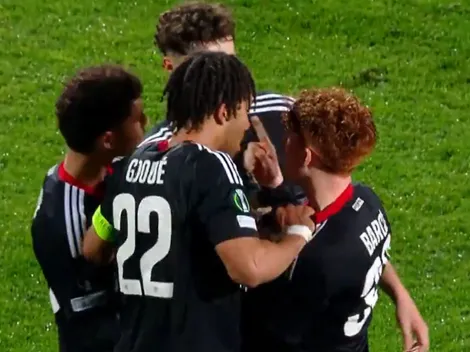 El picante cruce del Colo Barco con uno de sus compañeros