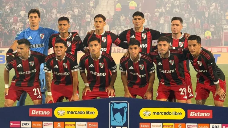 Los 11 de River que estuvieron de arranque ante Huracán.