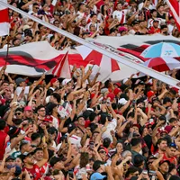 Maxi Salas y Paulo Díaz, silbados pese a la victoria de River