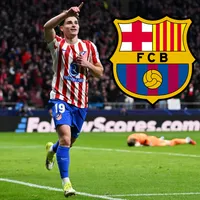 Tal como se lo pedía el Atlético de Madrid, Julián Alvarez enterró los rumores con Barcelona