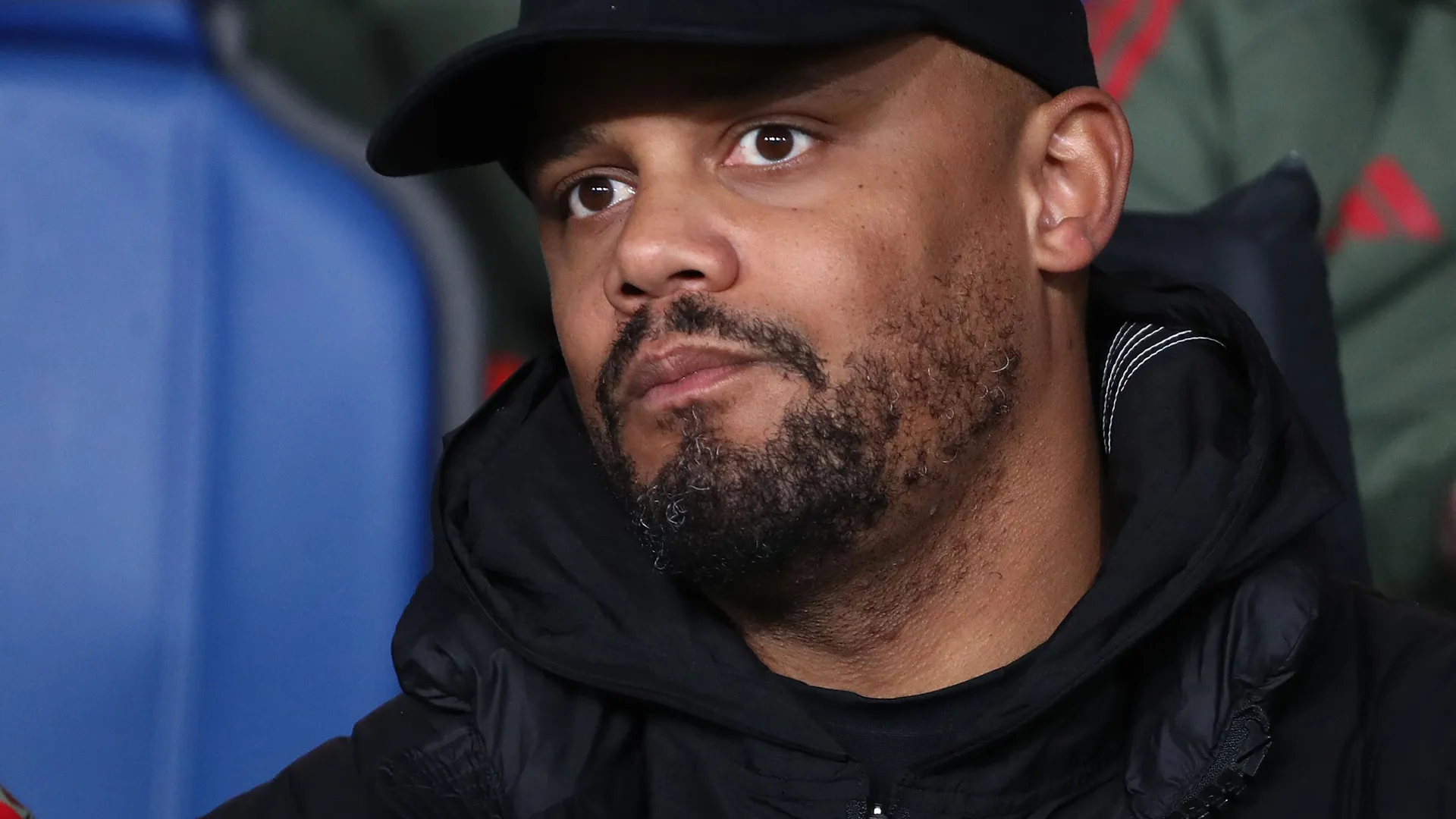 Vincent Kompany resolvió el problema de arqueros en Bayern Múnich