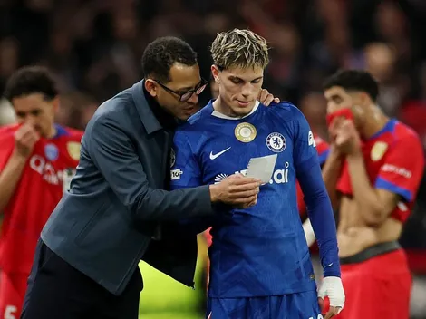 La indicación viral de Rosenior a Garnacho en la eliminación de Chelsea ante PSG