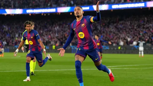 Raphinha festeja su gol ante Newcastle.