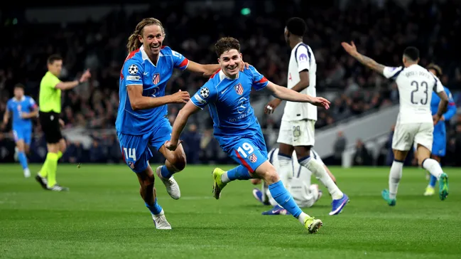 Julián Álvarez es clave para el Atlético y objetivo del Barcelona. (Getty)