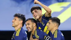 Tomás Aranda festejando su gol con Leandro Paredes.