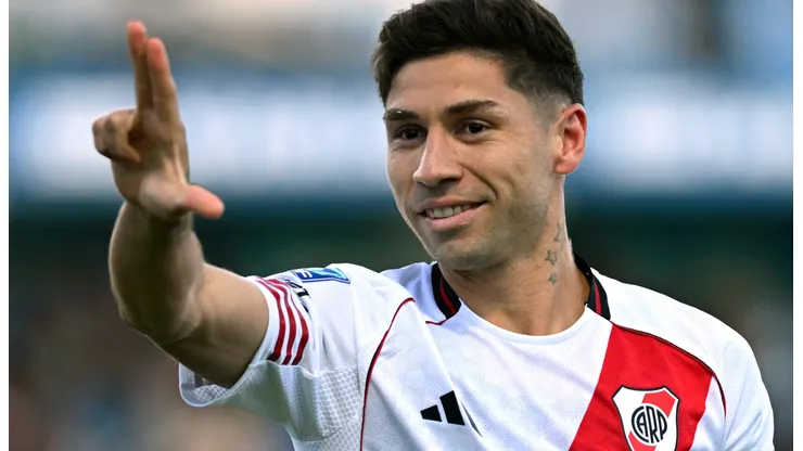 Gonzalo Montiel festeja su gol ante Estudiantes de Río Cuarto.