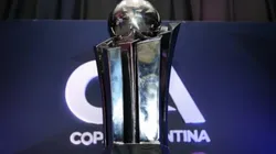 El Trofeo de la Copa Argentina.