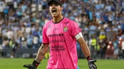 Lucas Bruera, arquero de Carabobo.