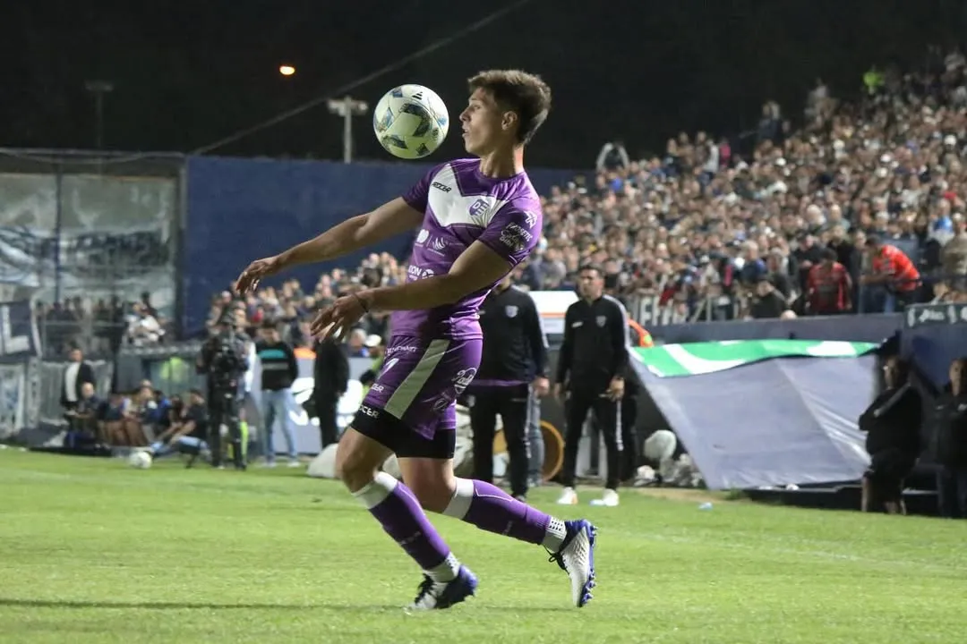 Martín Caramuto en su paso por Villa Dálmine. (Gentileza Martín Caramuto).