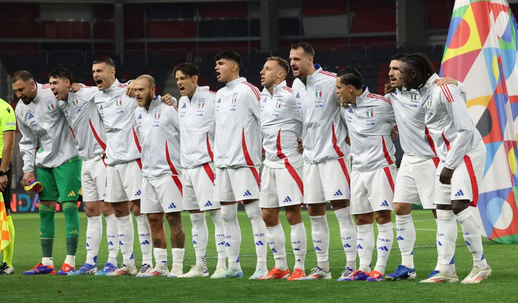 Italia debe vencer a Irlanda del Norte para pasar a la final por el repechaje UEFA. (Getty)
