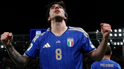 Sandro Tonali celebra su gol ante Irlanda del Norte.