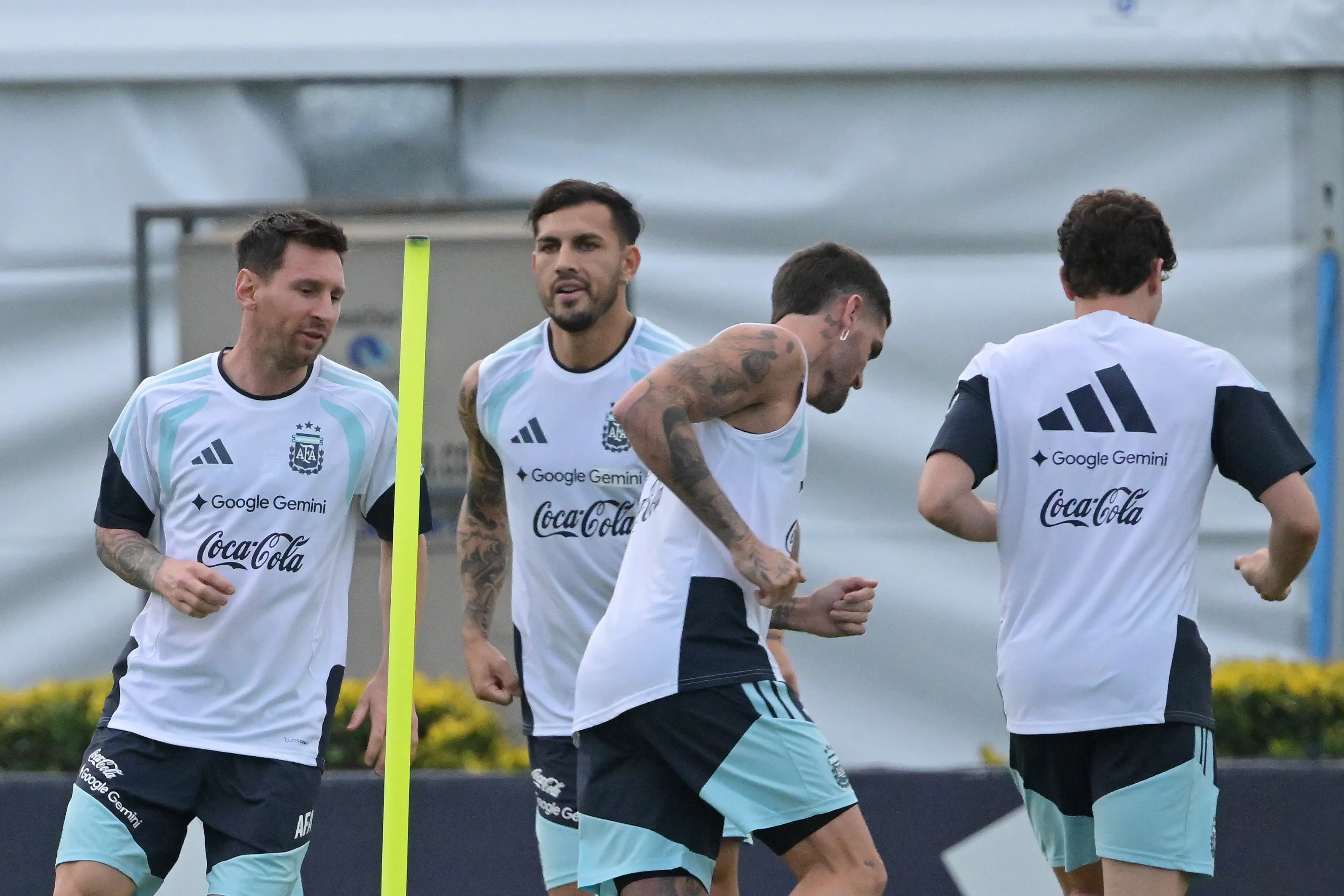 Messi podría iniciar en el banco de suplentes ante Mauritania.