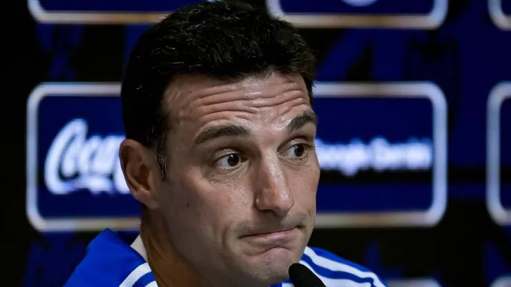 Lionel Scaloni durante la conferencia de prensa.