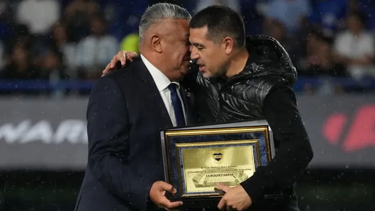El elogio que Chiqui Tapia le dedicó a Riquelme tras el triunfo de Argentina en La Bombonera