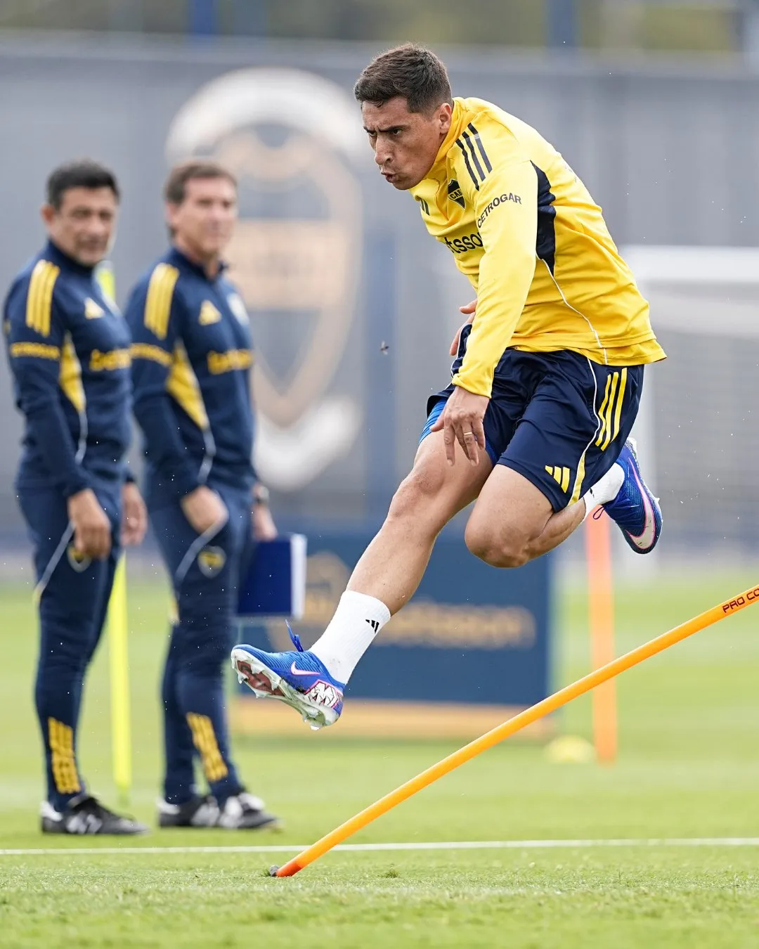 Boca se prepara para visitar a Talleres y estrenarse en Copa Libertadores.