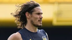 Edinson Cavani continúa con la recuperación de su lesión de espalda.