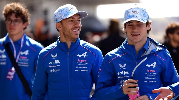 Pierre Gasly junto a Franco Colapinto.